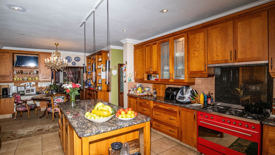 4 Bedroom Property for Sale in Cornwall Hill Gauteng