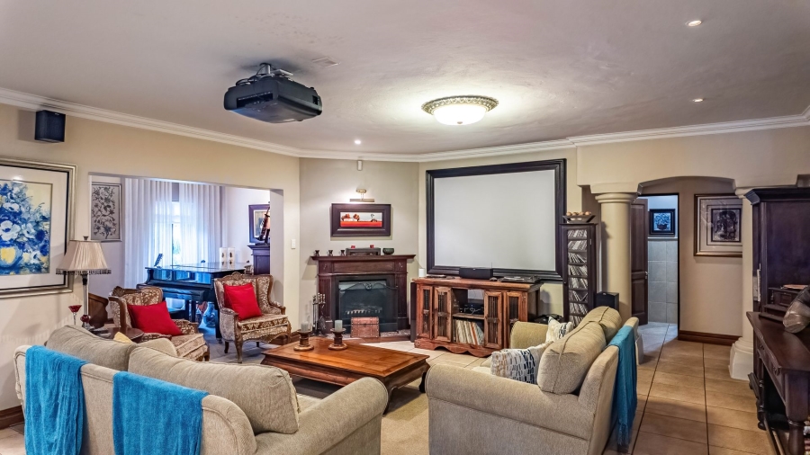 4 Bedroom Property for Sale in Cornwall Hill Gauteng