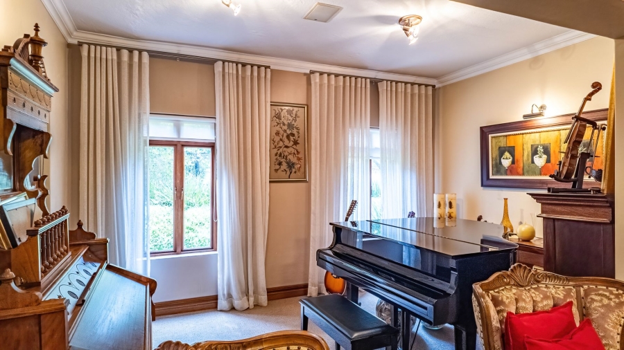 4 Bedroom Property for Sale in Cornwall Hill Gauteng