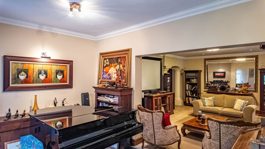 4 Bedroom Property for Sale in Cornwall Hill Gauteng