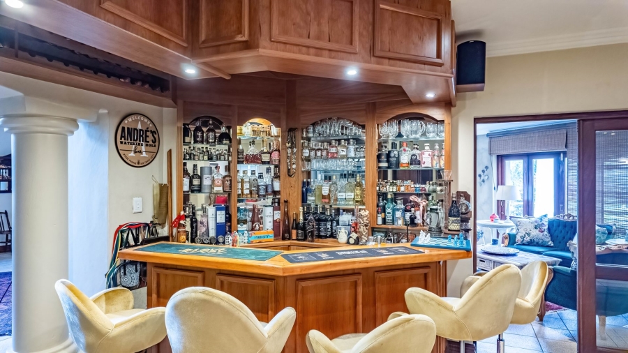 4 Bedroom Property for Sale in Cornwall Hill Gauteng