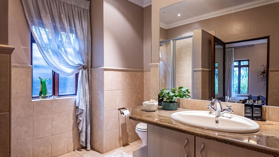 4 Bedroom Property for Sale in Cornwall Hill Gauteng