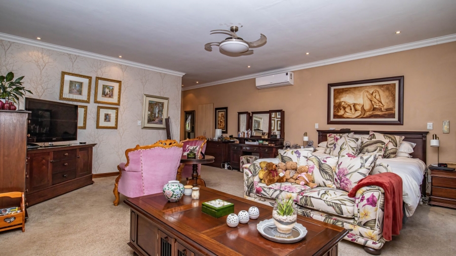 4 Bedroom Property for Sale in Cornwall Hill Gauteng