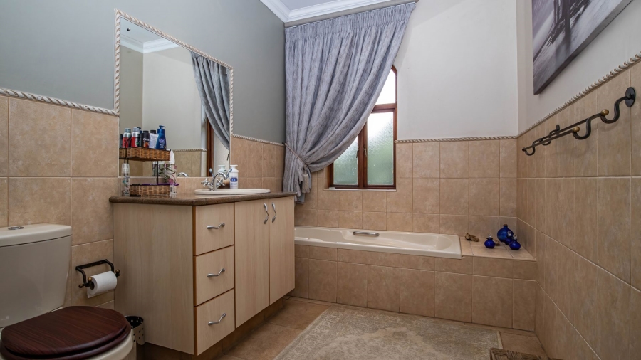 4 Bedroom Property for Sale in Cornwall Hill Gauteng