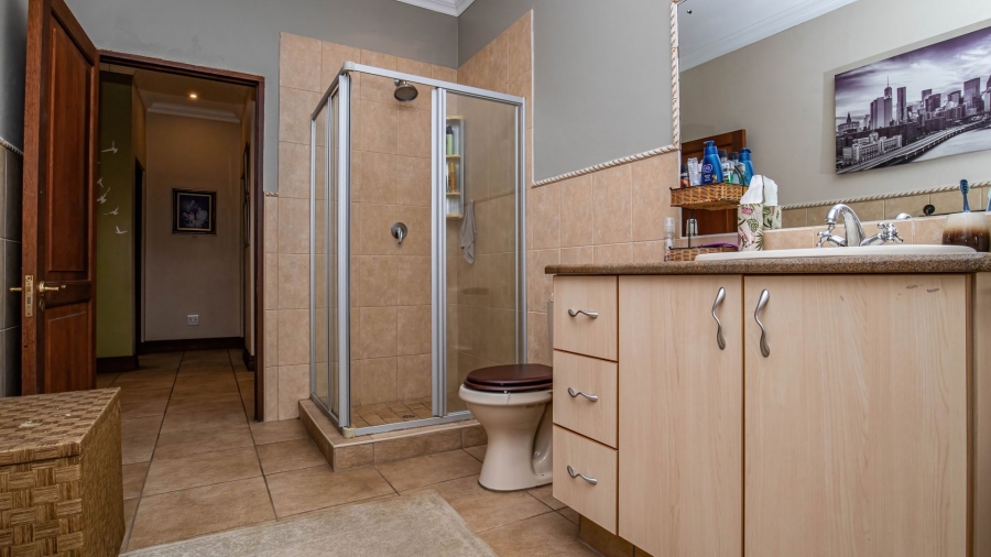 4 Bedroom Property for Sale in Cornwall Hill Gauteng