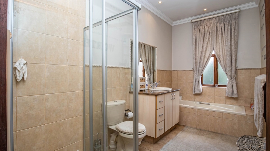 4 Bedroom Property for Sale in Cornwall Hill Gauteng