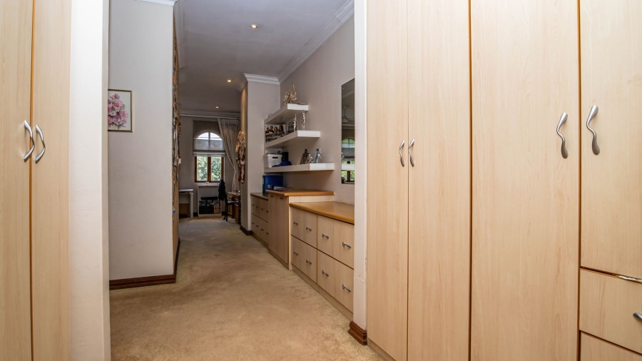 4 Bedroom Property for Sale in Cornwall Hill Gauteng