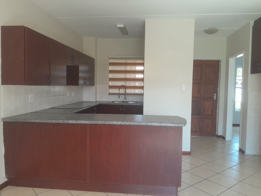 2 Bedroom Property for Sale in Honeydew Gauteng