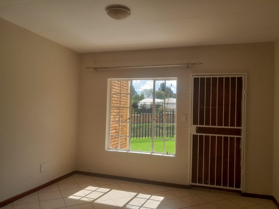 2 Bedroom Property for Sale in Honeydew Gauteng
