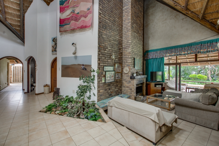 5 Bedroom Property for Sale in Bryanston Gauteng