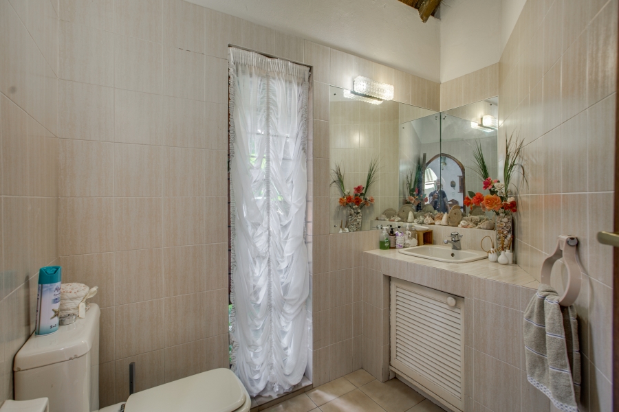 5 Bedroom Property for Sale in Bryanston Gauteng