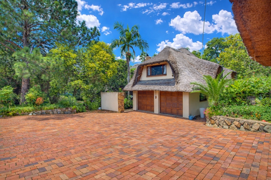 5 Bedroom Property for Sale in Bryanston Gauteng