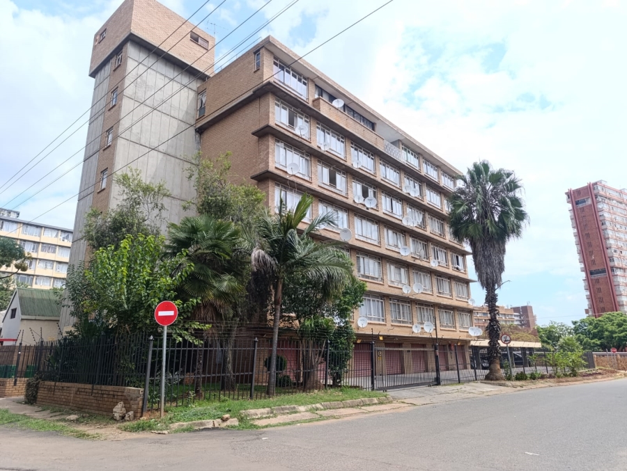 2 Bedroom Property for Sale in Sunnyside Gauteng