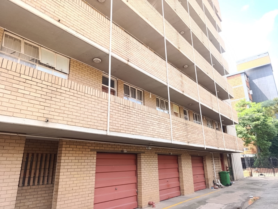 2 Bedroom Property for Sale in Sunnyside Gauteng
