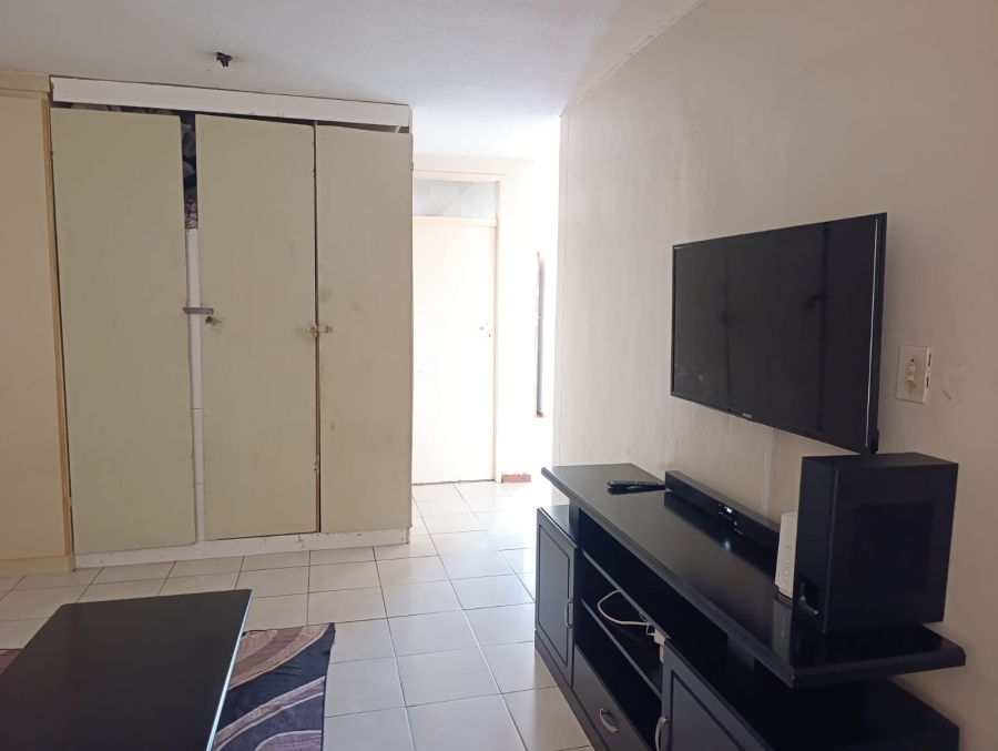 2 Bedroom Property for Sale in Sunnyside Gauteng
