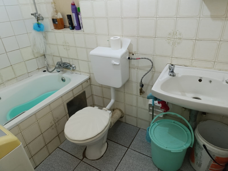 2 Bedroom Property for Sale in Sunnyside Gauteng