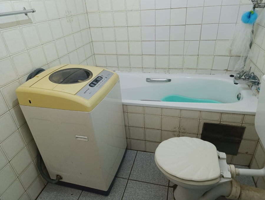 2 Bedroom Property for Sale in Sunnyside Gauteng