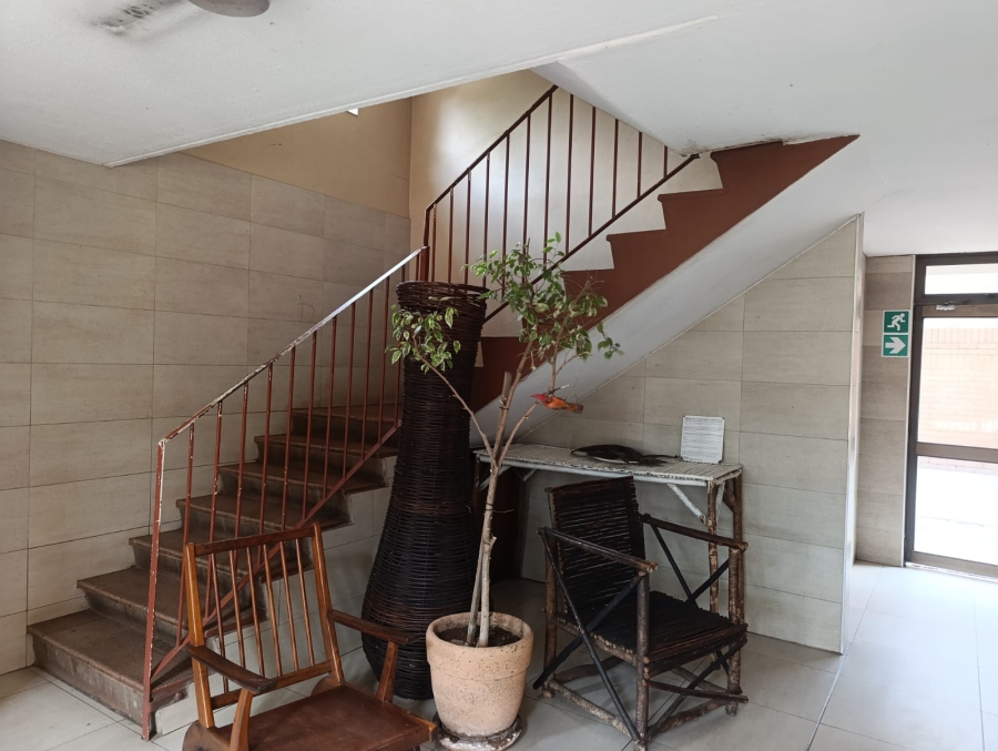 2 Bedroom Property for Sale in Sunnyside Gauteng