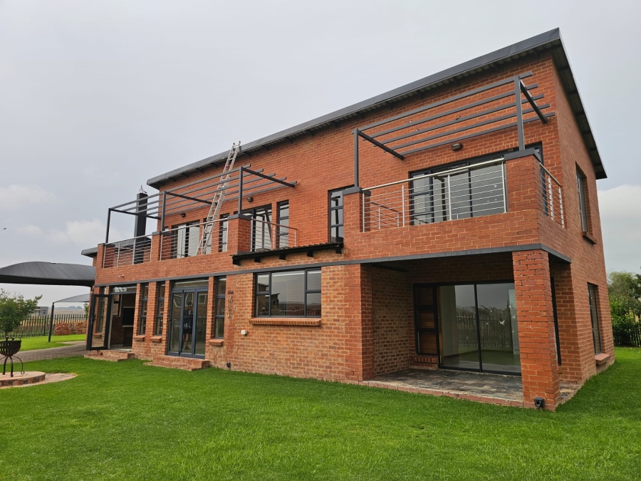 To Let 4 Bedroom Property for Rent in Summer Place Estate Gauteng