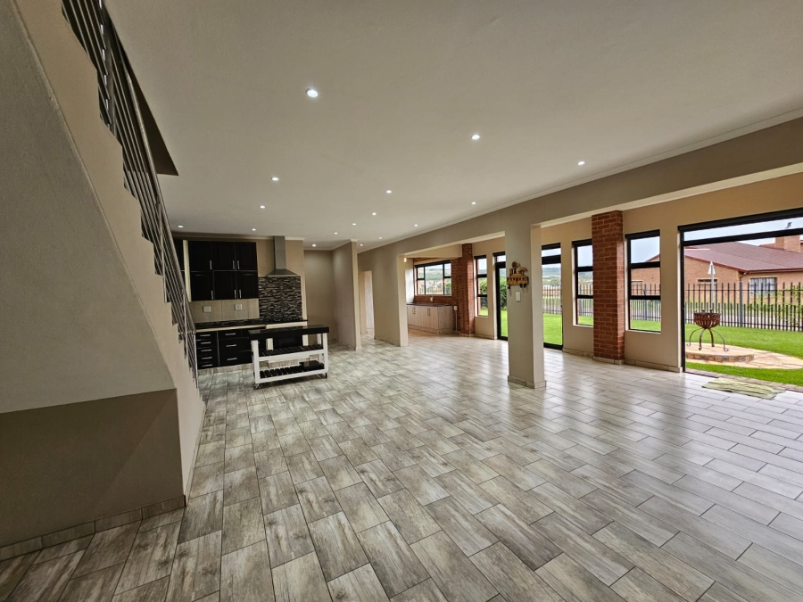 To Let 4 Bedroom Property for Rent in Summer Place Estate Gauteng