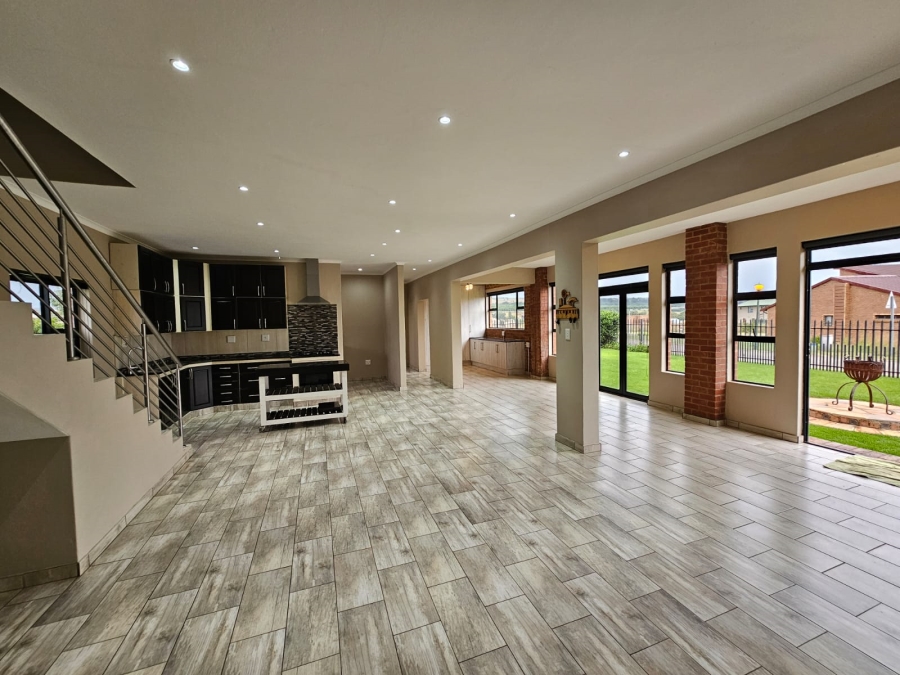 To Let 4 Bedroom Property for Rent in Summer Place Estate Gauteng