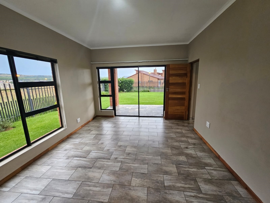 To Let 4 Bedroom Property for Rent in Summer Place Estate Gauteng