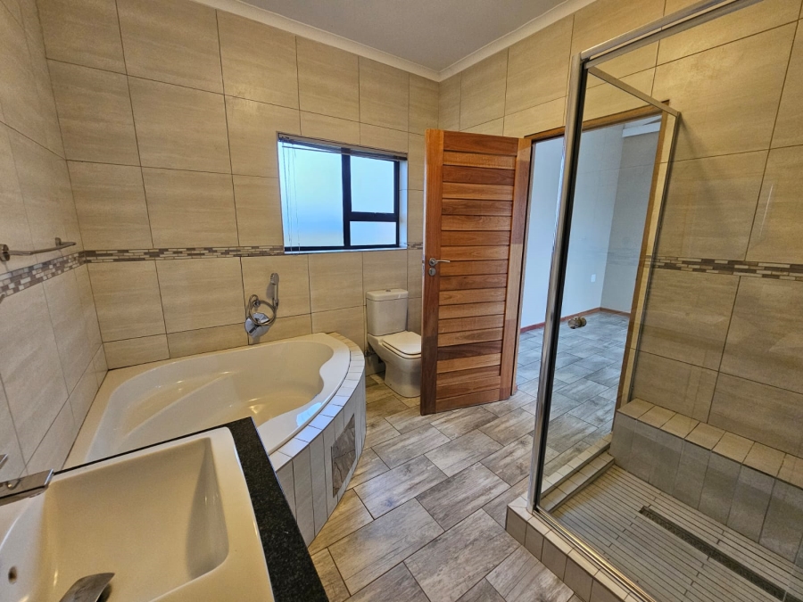 To Let 4 Bedroom Property for Rent in Summer Place Estate Gauteng