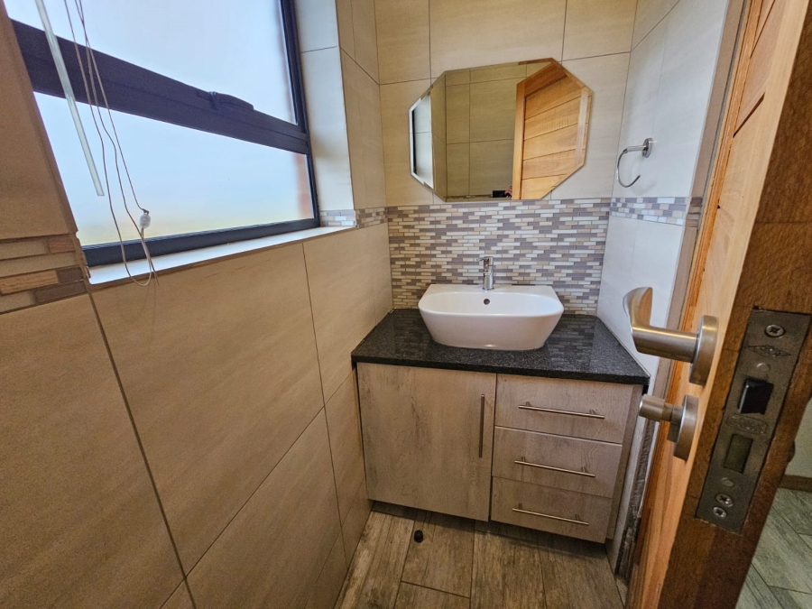 To Let 4 Bedroom Property for Rent in Summer Place Estate Gauteng