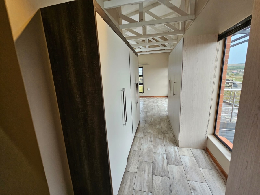 To Let 4 Bedroom Property for Rent in Summer Place Estate Gauteng