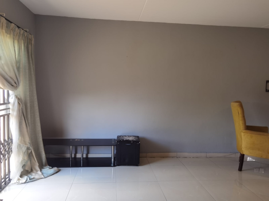 3 Bedroom Property for Sale in Annlin Gauteng