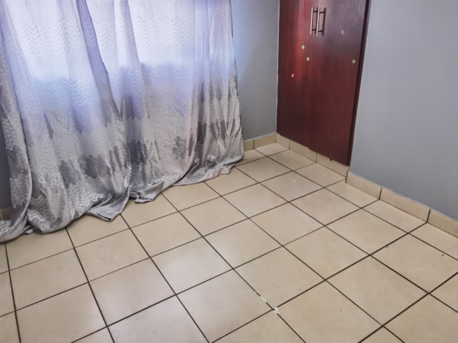 3 Bedroom Property for Sale in Annlin Gauteng