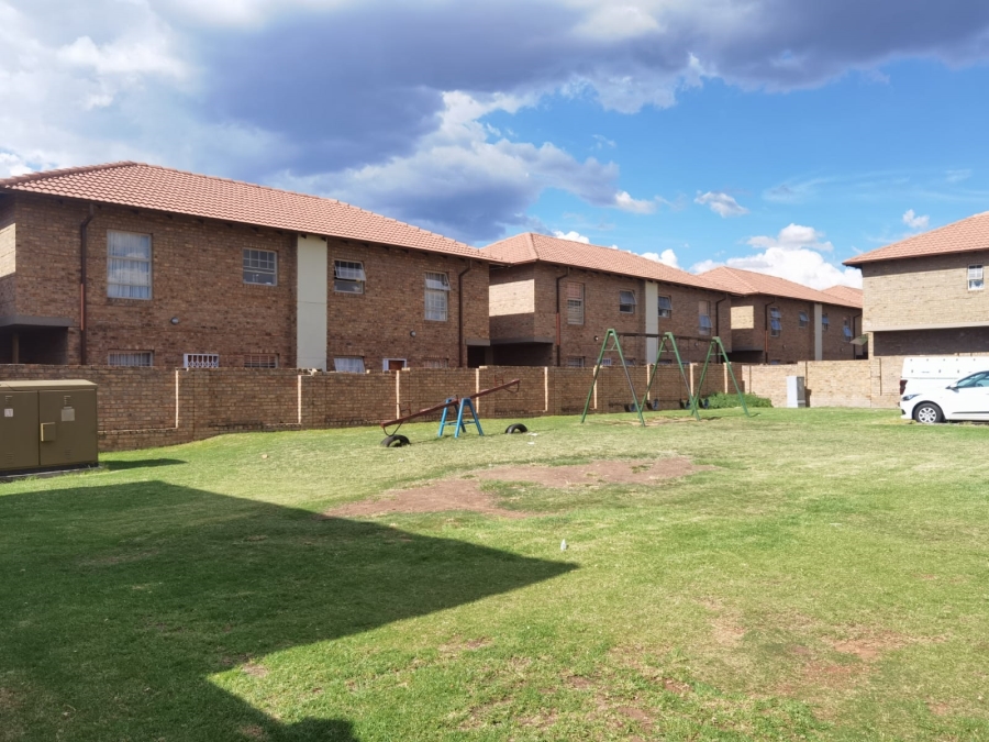 3 Bedroom Property for Sale in Annlin Gauteng