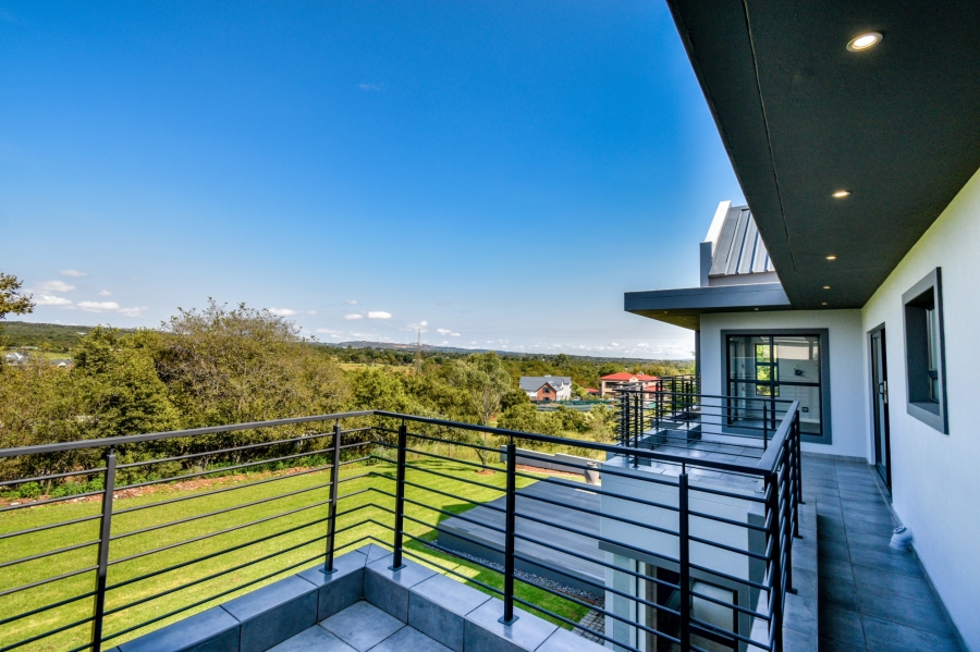 4 Bedroom Property for Sale in Waterlake Farm Lifestyle Estate Gauteng