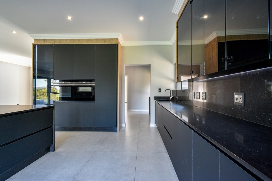 4 Bedroom Property for Sale in Waterlake Farm Lifestyle Estate Gauteng