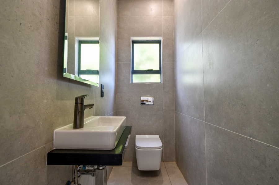 4 Bedroom Property for Sale in Waterlake Farm Lifestyle Estate Gauteng