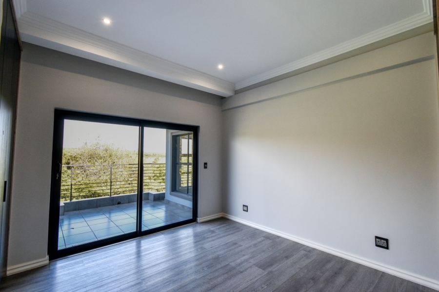 4 Bedroom Property for Sale in Waterlake Farm Lifestyle Estate Gauteng