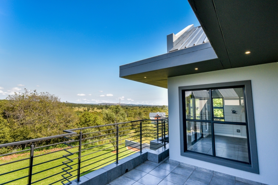 4 Bedroom Property for Sale in Waterlake Farm Lifestyle Estate Gauteng