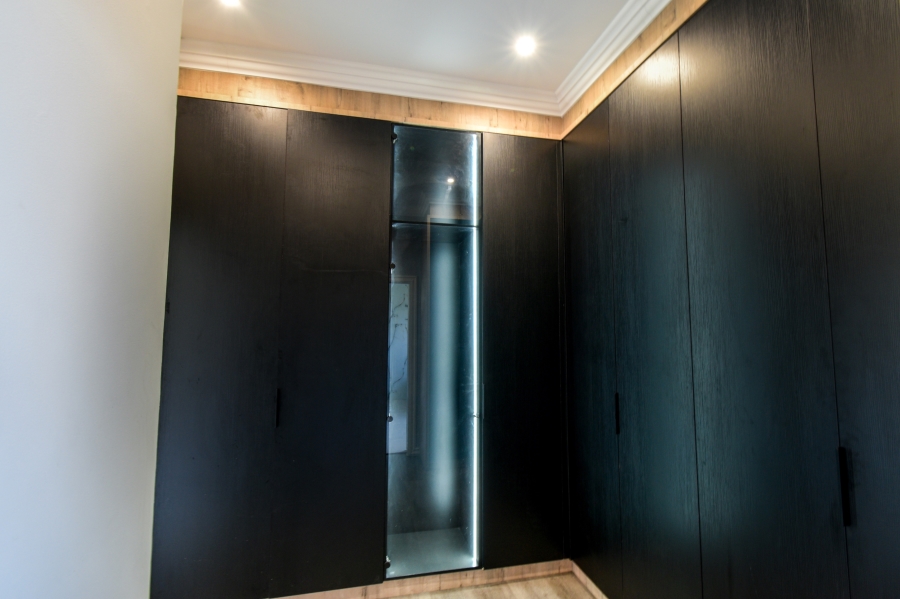 4 Bedroom Property for Sale in Waterlake Farm Lifestyle Estate Gauteng