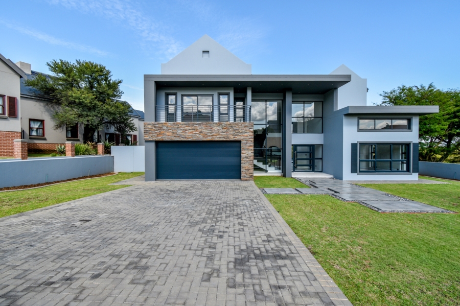 4 Bedroom Property for Sale in Waterlake Farm Lifestyle Estate Gauteng