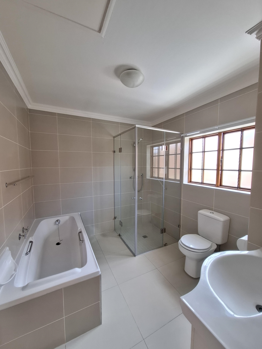 1 Bedroom Property for Sale in Equestria Gauteng