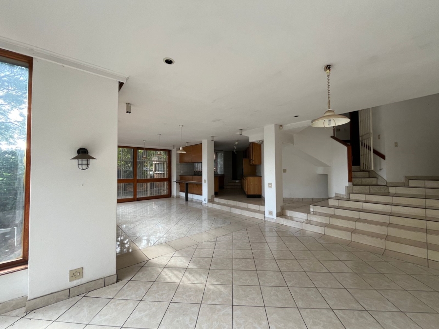 5 Bedroom Property for Sale in Silverton Gauteng