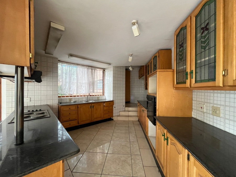 5 Bedroom Property for Sale in Silverton Gauteng