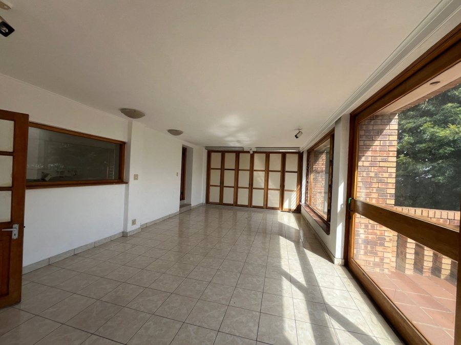 5 Bedroom Property for Sale in Silverton Gauteng