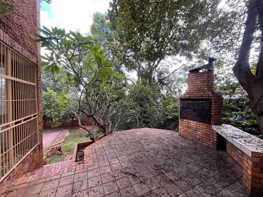 5 Bedroom Property for Sale in Silverton Gauteng