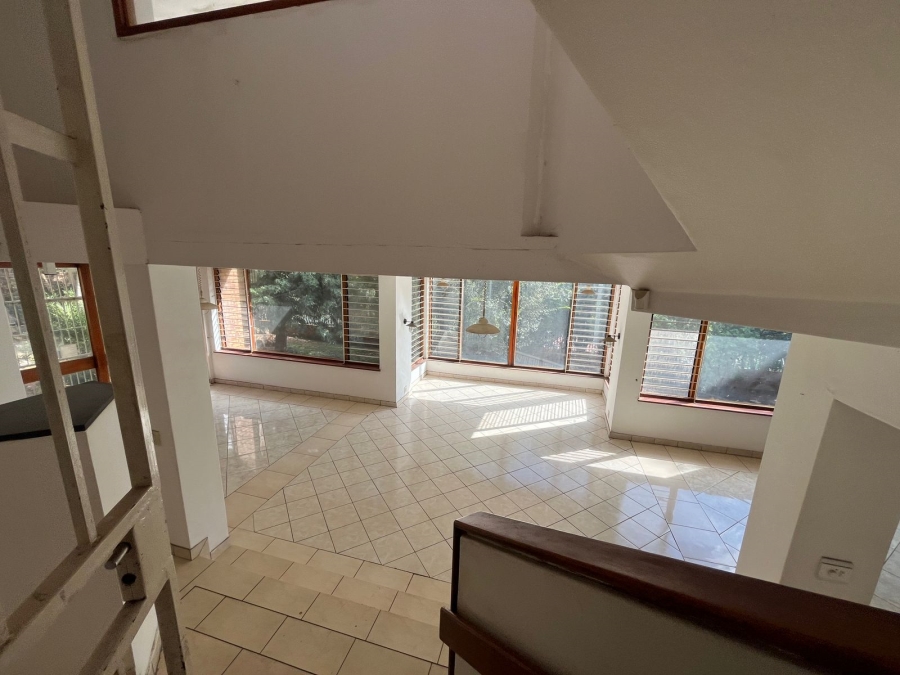 5 Bedroom Property for Sale in Silverton Gauteng