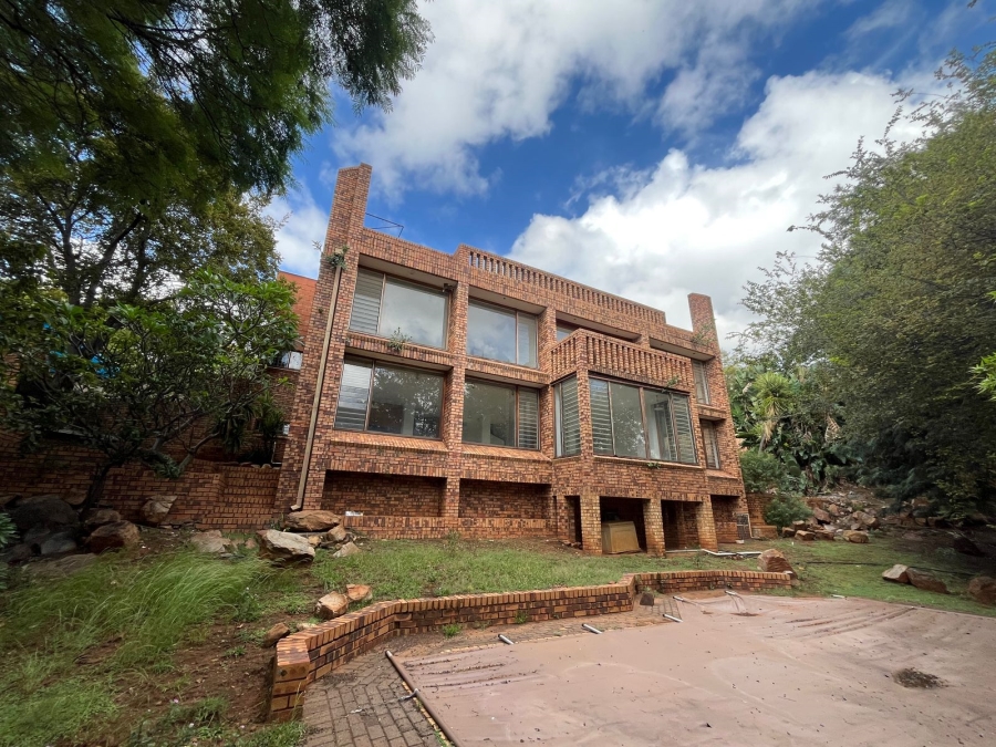 5 Bedroom Property for Sale in Silverton Gauteng