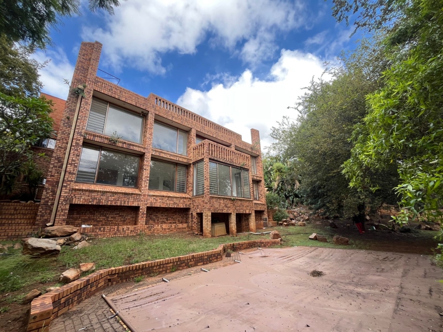 5 Bedroom Property for Sale in Silverton Gauteng