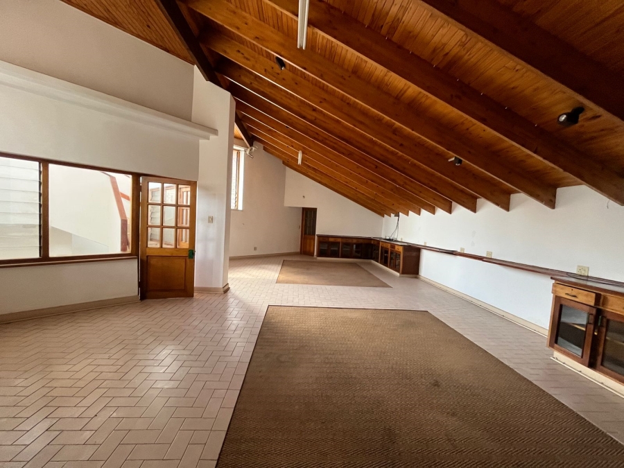 5 Bedroom Property for Sale in Silverton Gauteng