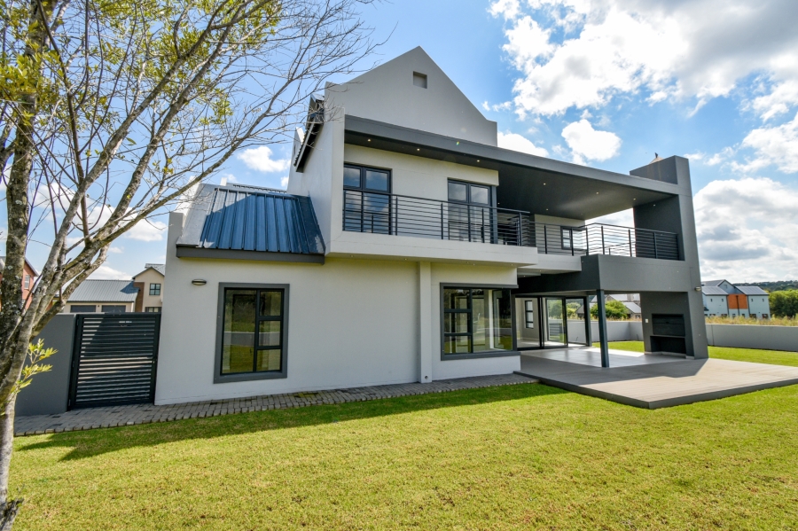 4 Bedroom Property for Sale in Waterlake Farm Lifestyle Estate Gauteng