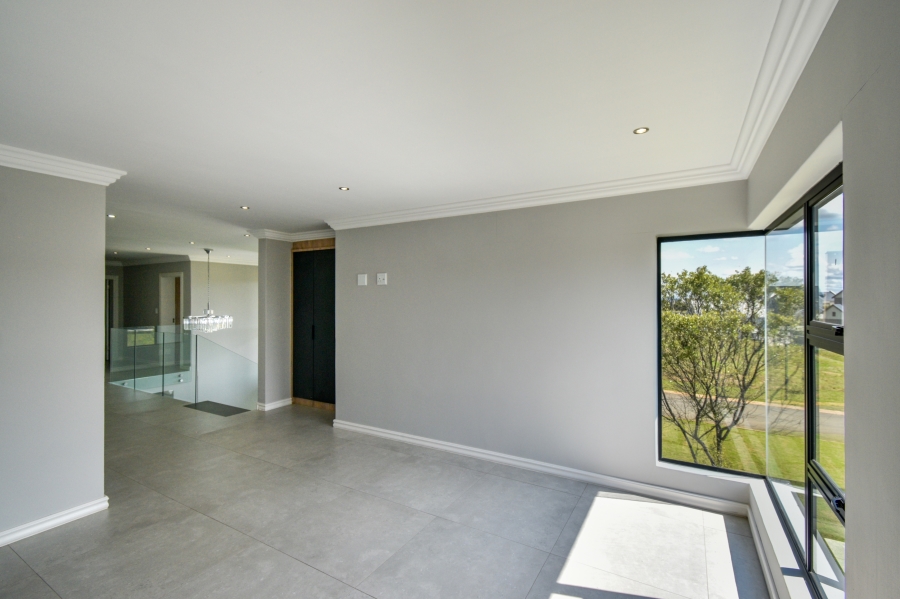 4 Bedroom Property for Sale in Waterlake Farm Lifestyle Estate Gauteng